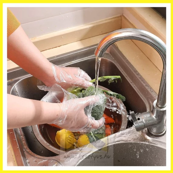 HDPE akasztható, téphető  M fólia kesztyű  /100db/csomag